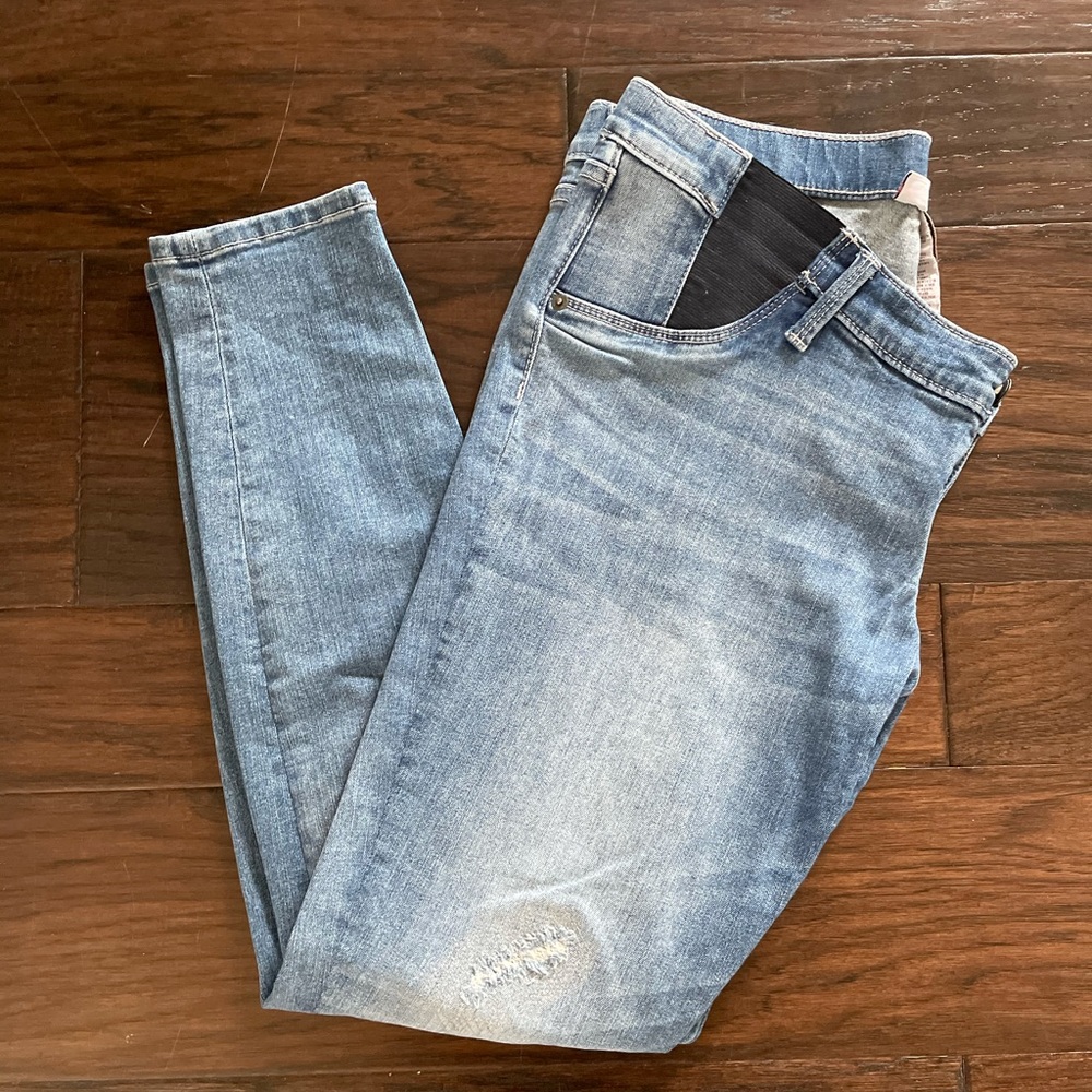 Liz Lange Maternity Jeggings
